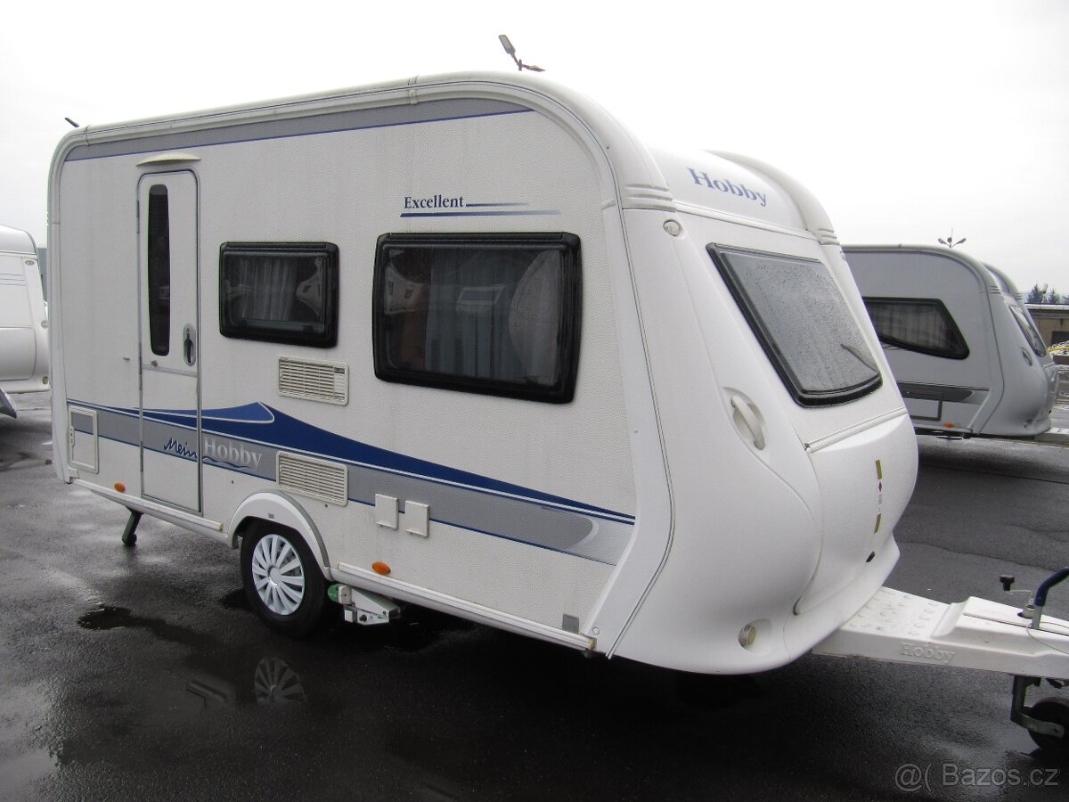 Prodám karavan Hobby 400 sf,r.v.2010 + mover + předstan.