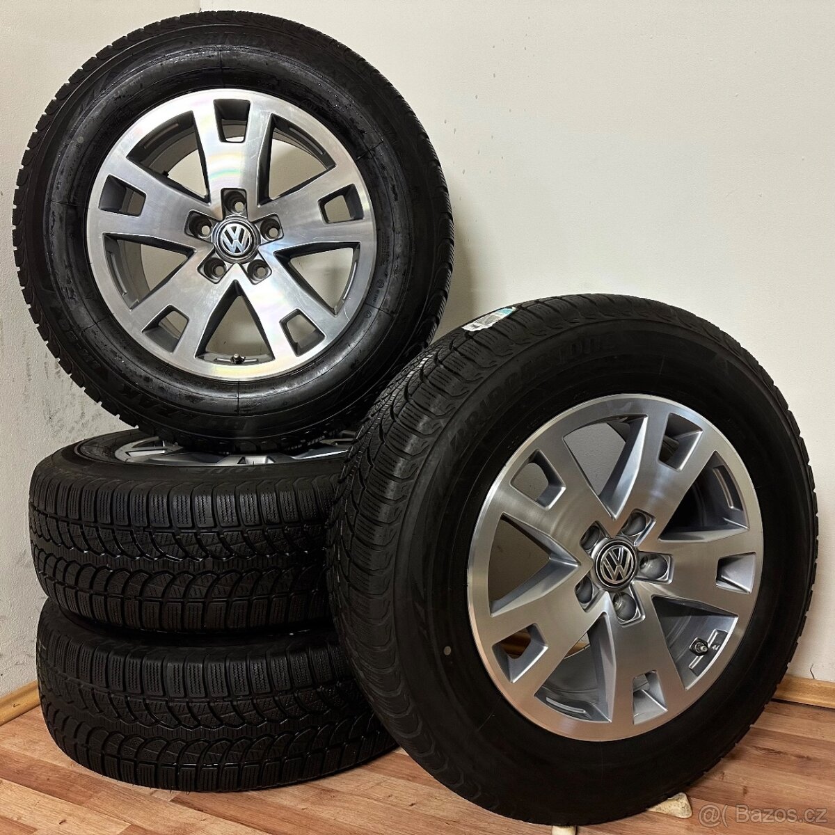 VW AMAROK/T5 5x120 R17 ET49+ZIMNÍ 245/65R17 7mm