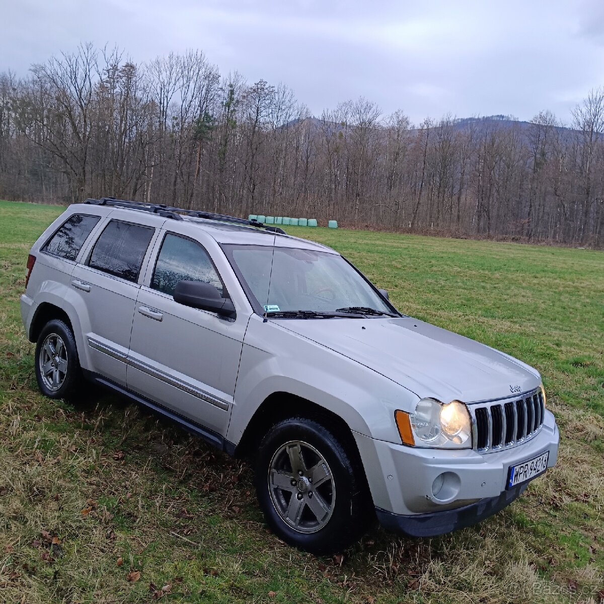 Jeep Grande Cherokee 5.7hemi,plyn