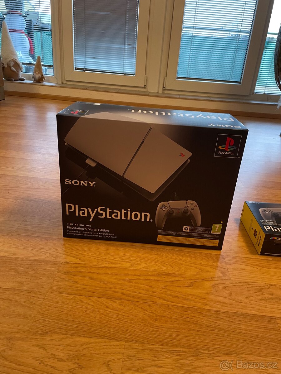 PlayStation 5 30th Anniversary edition