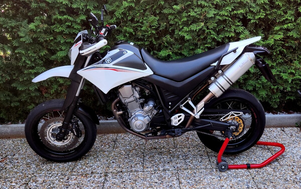 Yamaha XT660x Supermoto