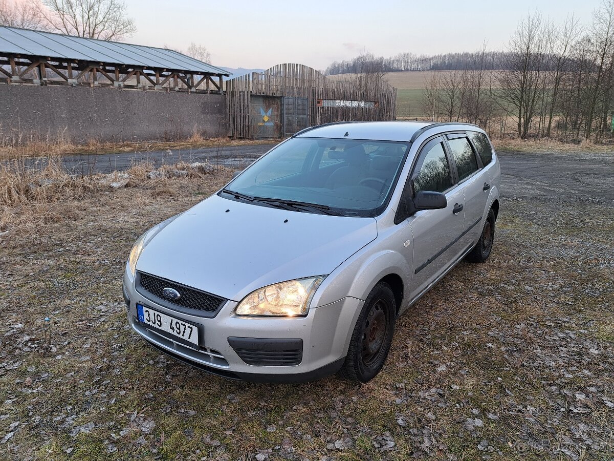 FORD FOCUS kombi, benzín 1.6/85kW, 2005