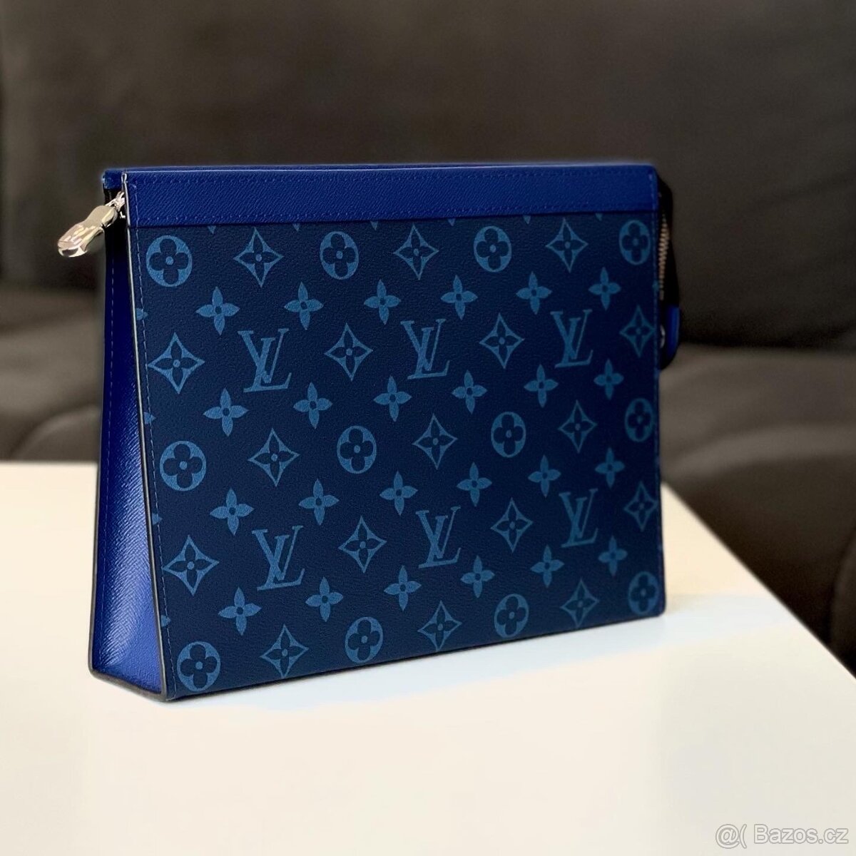 Louis Vuitton kosmetická taštička POCHETTE VOYAGE MM