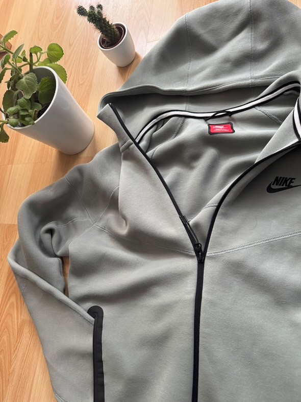 Nike tech fleece mikina