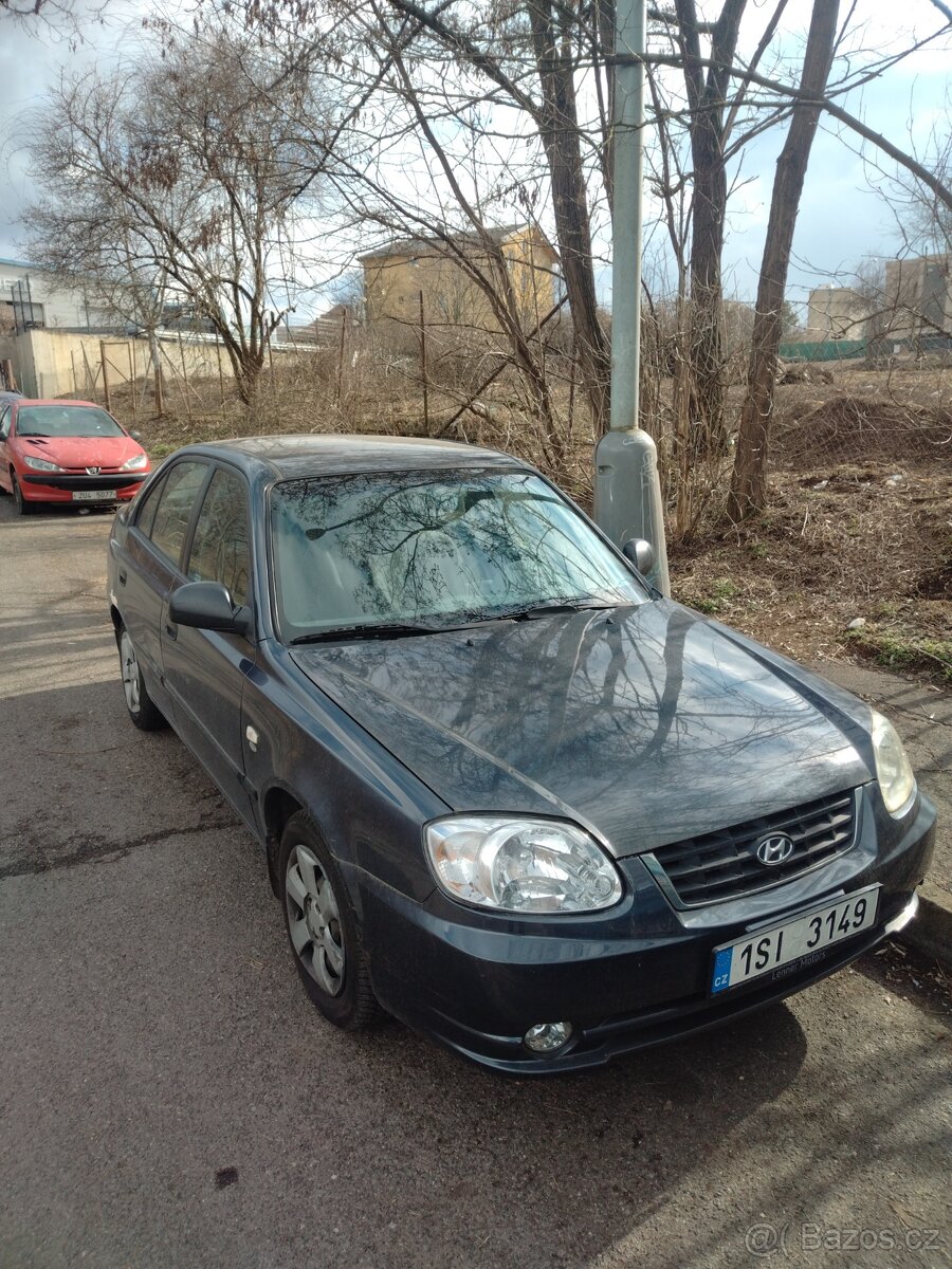 Hyundai accent 1.3 benzín 2005