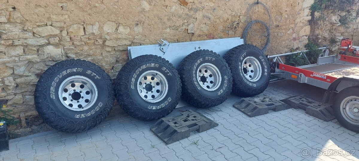 35x12,5r15 6x139,7