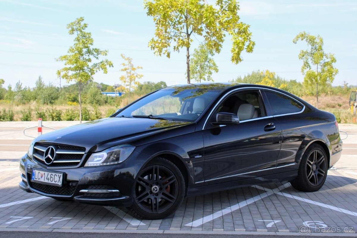 Mercedes-Benz C trieda Kupé 220 CDI BlueEFFICIENCY