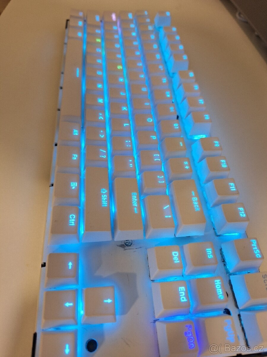 Masterkeys Pro S mechanická klávesnice