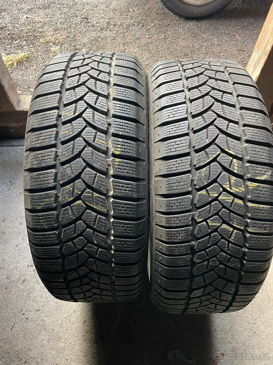 Zimní pneu Firestone 225/55 R16 99H 85%