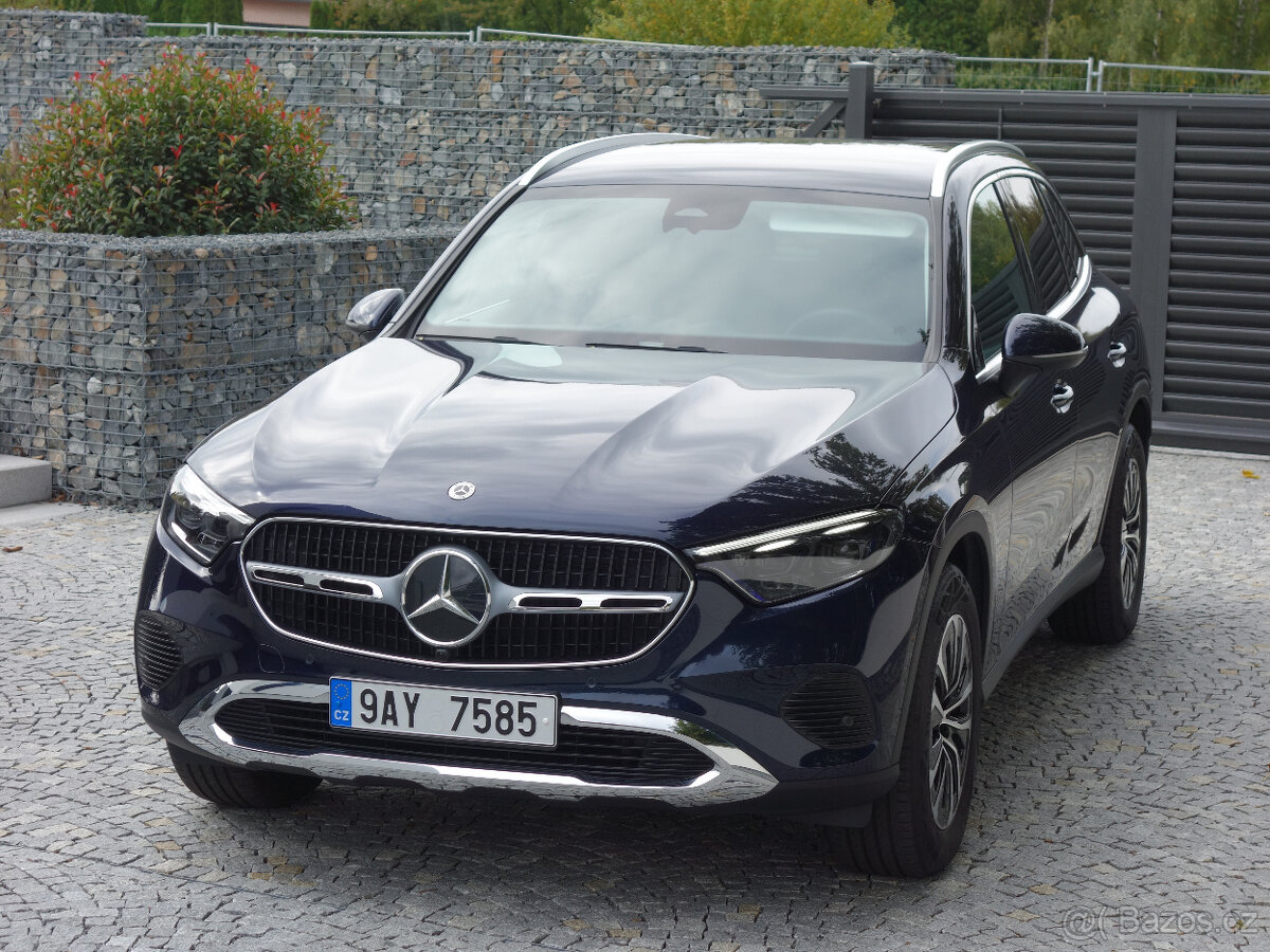 GLC 220D 4M NEW DISTRONIC ZÁVĚS ZÁRUKA CZ