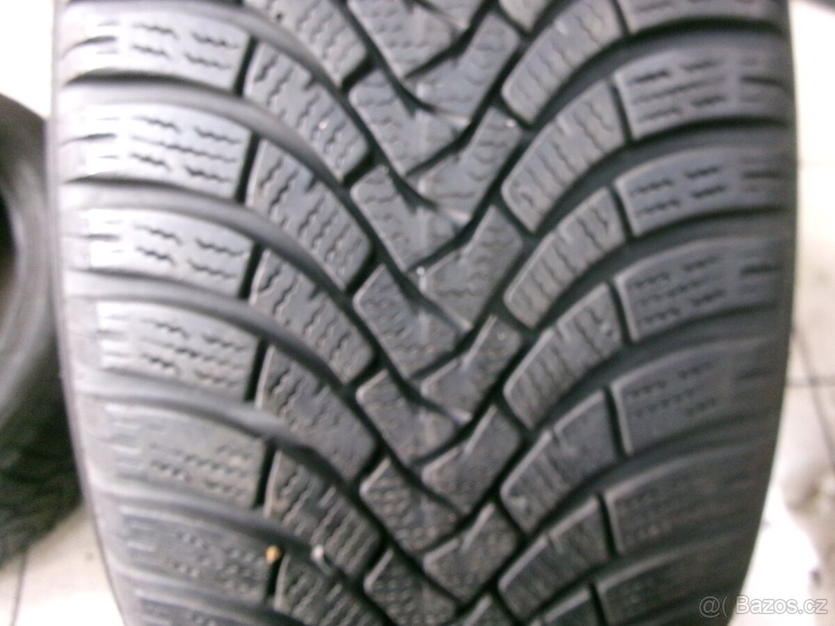 225/55 R17 FALKEN (6,5mm) č.14746