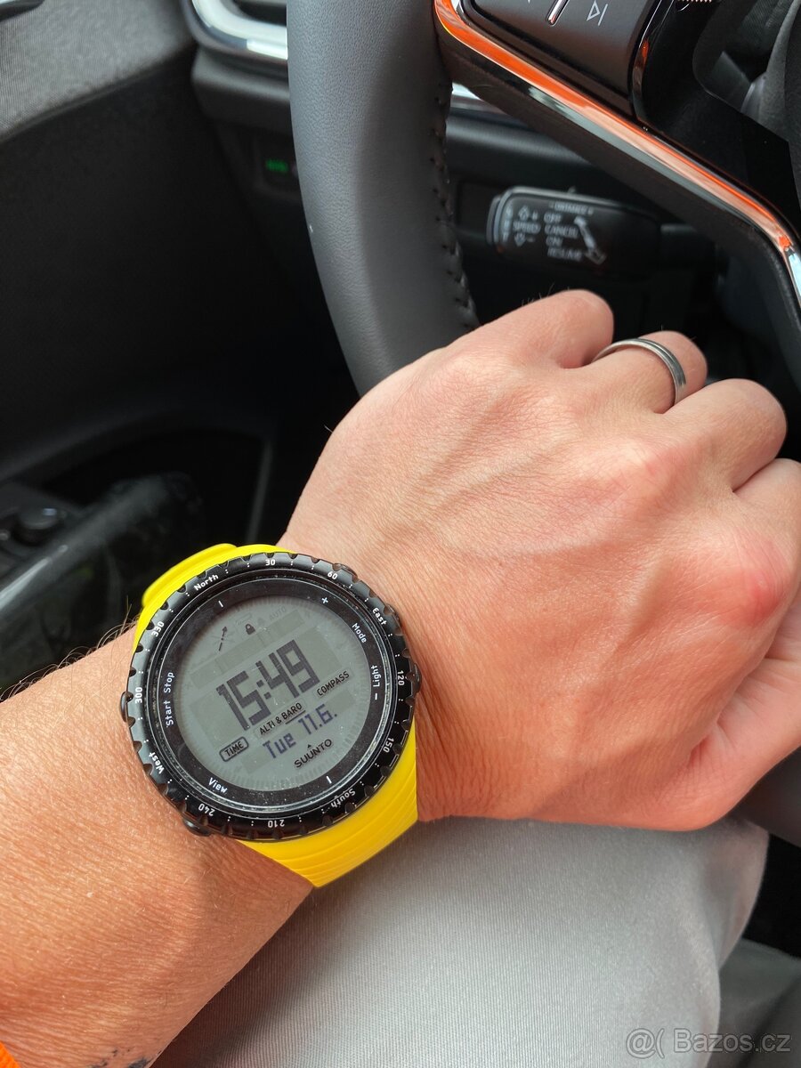 Suunto core all black