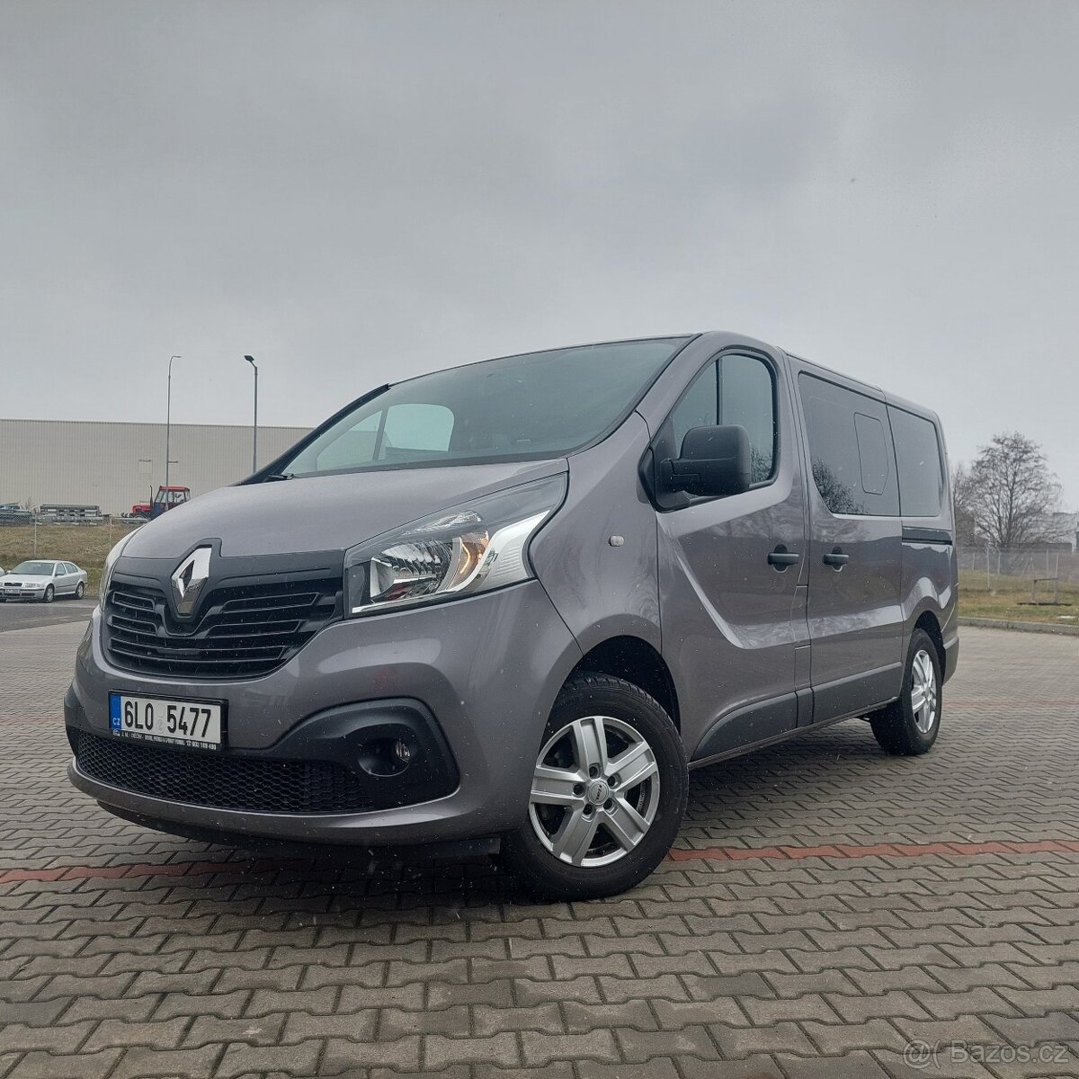 Renault Trafic 1,6dCi, 8 míst, LONG