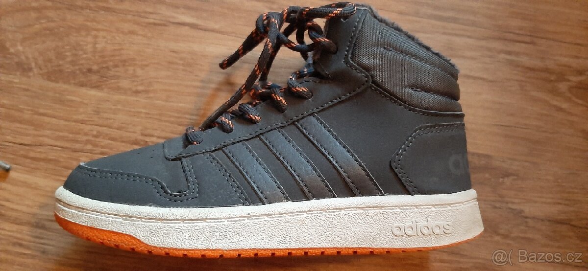 Kotníkové boty Adidas, vel. 31