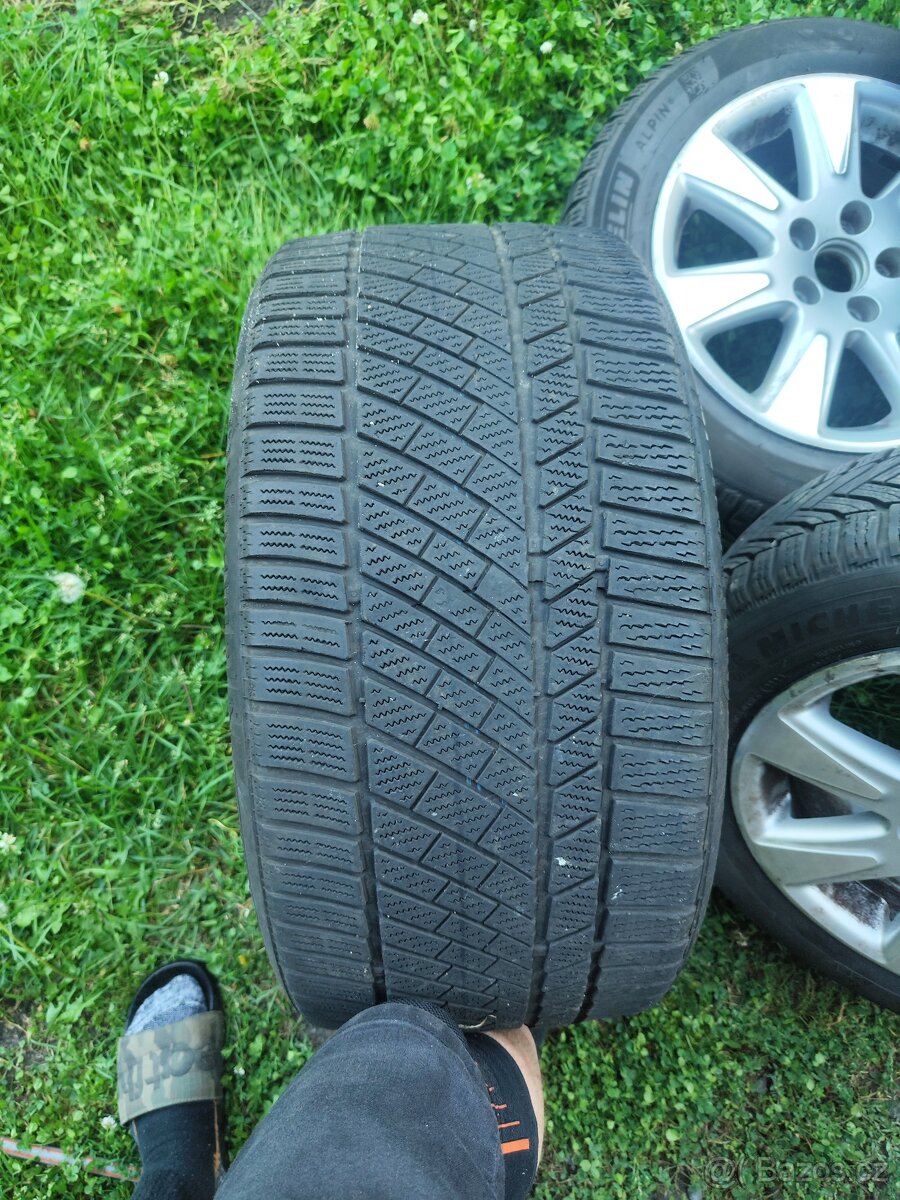 Prodám zimní 275/30R20 Continental