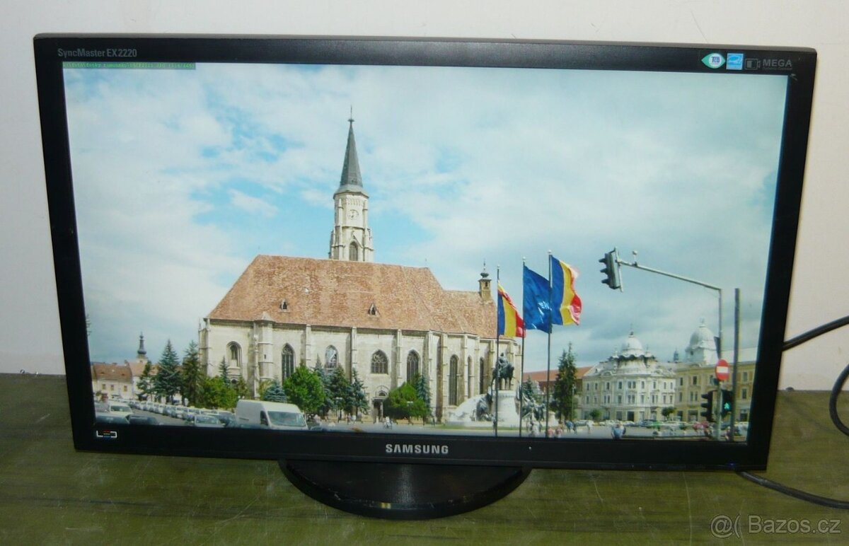 Full HD LED monitor SAMSUNG 22 palců, DVI