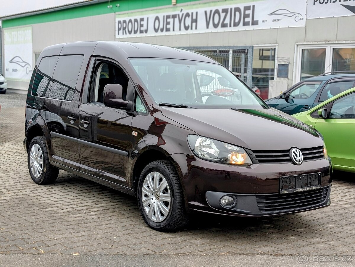 VW CADDY 2.0TDi 103kW 4/2015 POUZE 179 046KM KAMERA