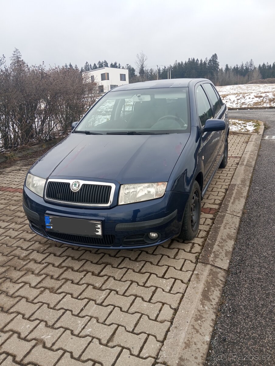 Škoda fabia benzín