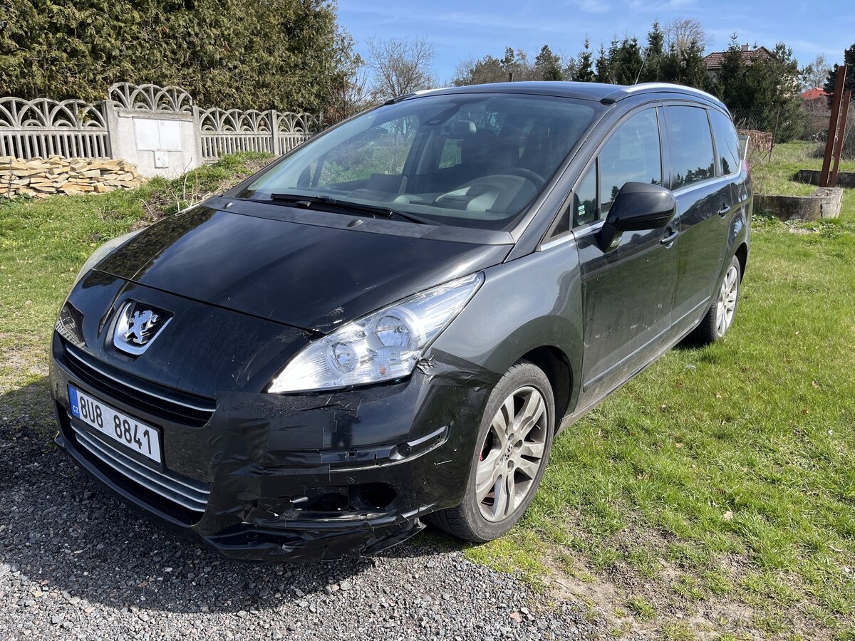 Peugeot 5008 SW- 2,0hdi- 110kw, r. 2011, 7 sed