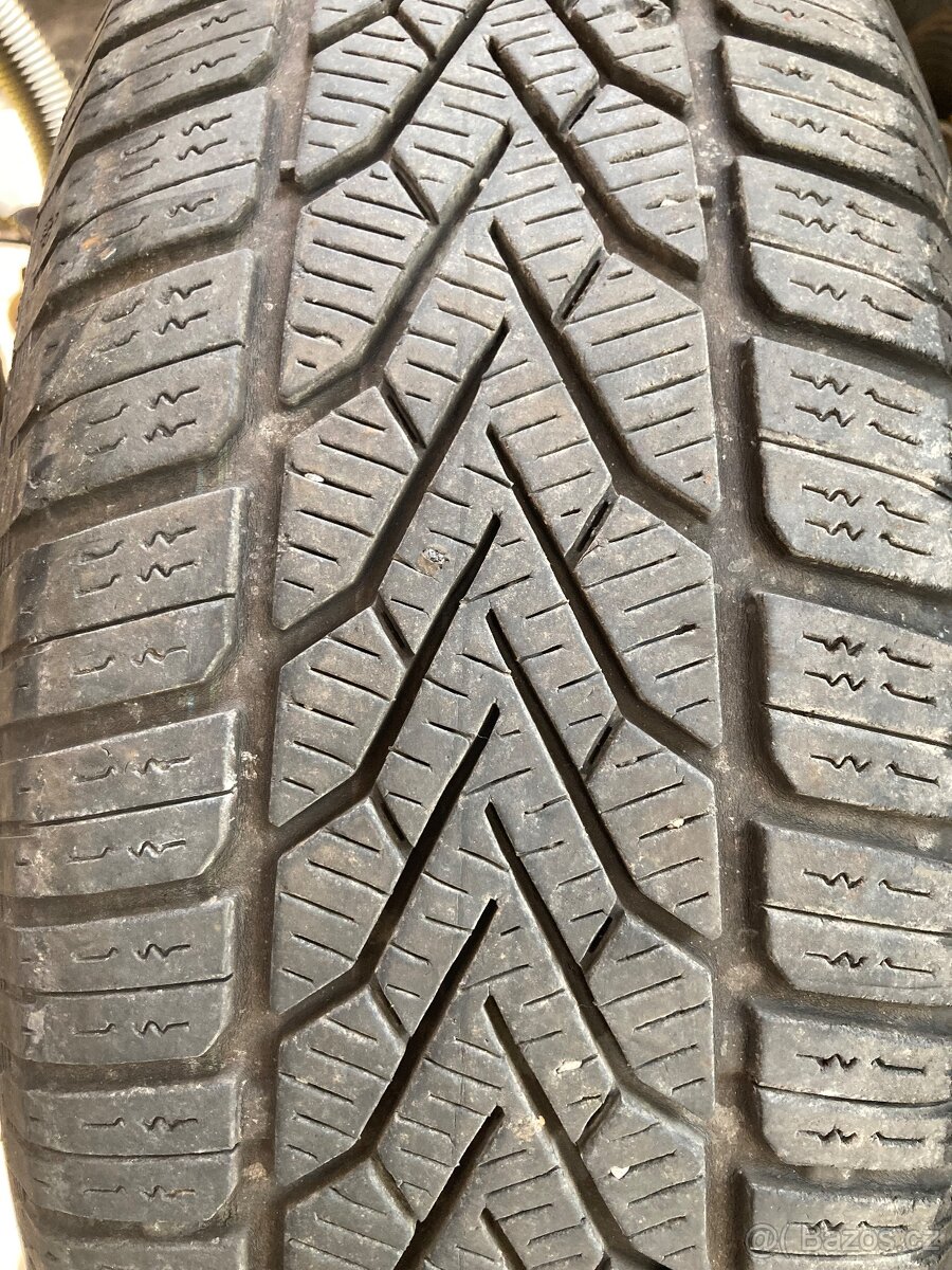 195/65r15 zimní pneu