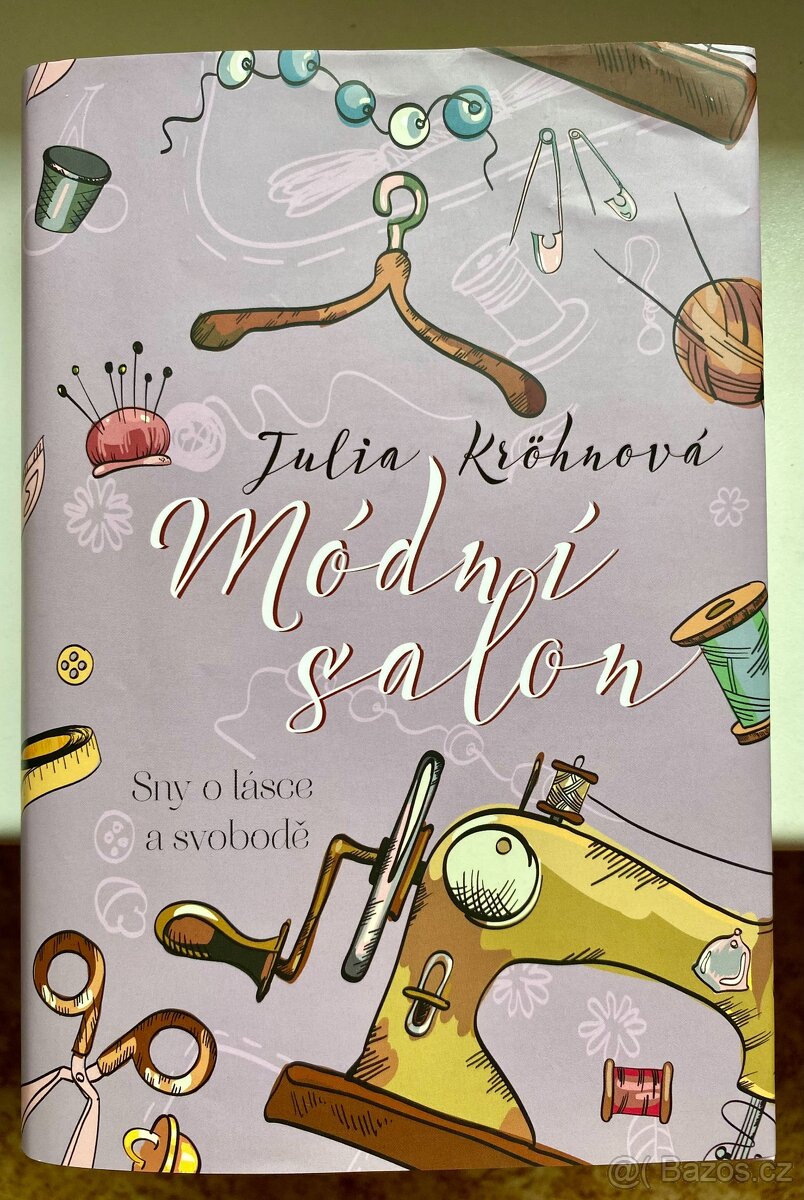 MÓDNÍ SALON - Julia Krohnová