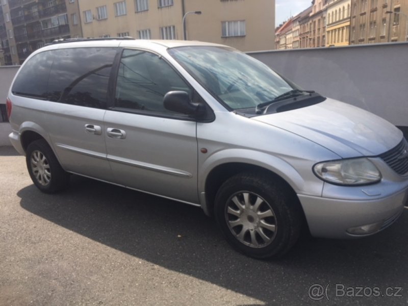 Chrysler Voyager 2,5 CRD r.v. 2003 na dily