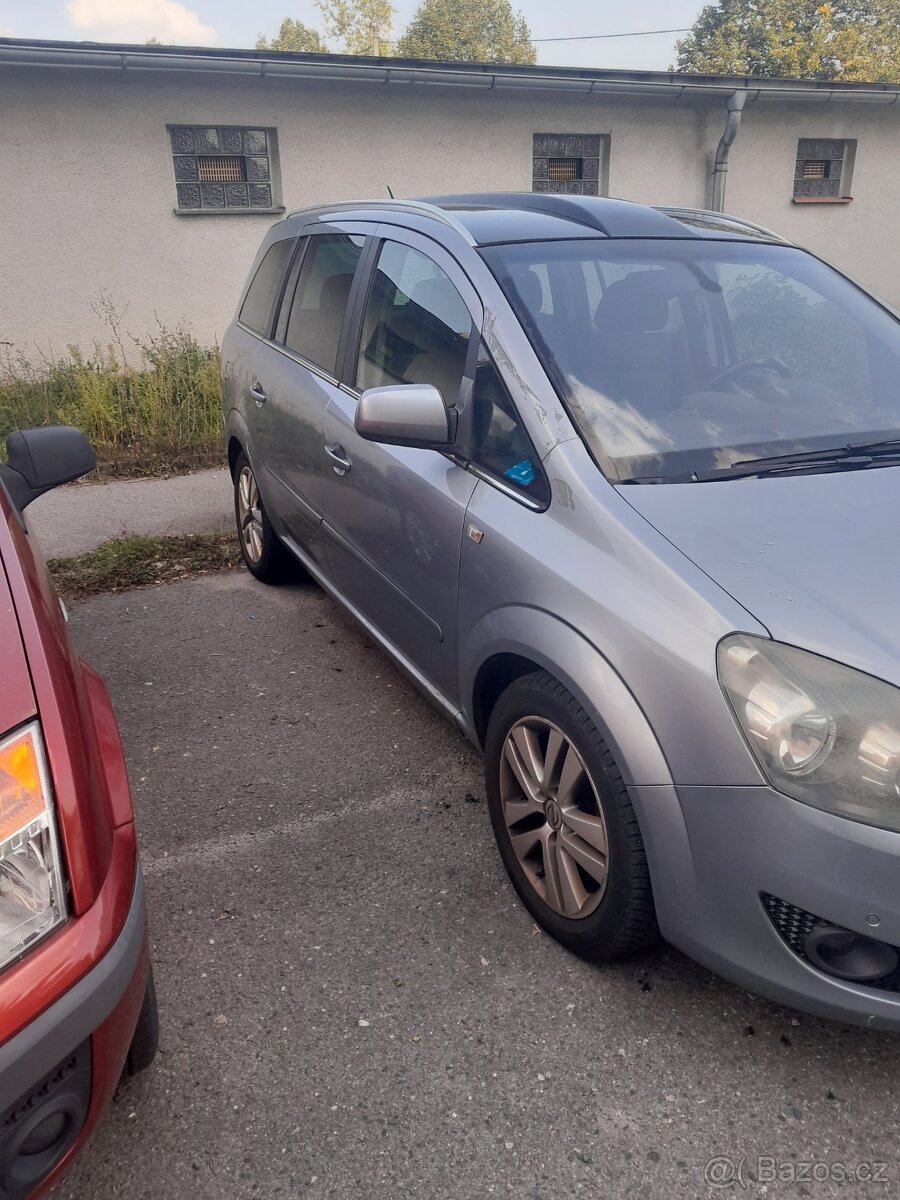 Prodam opel zafira 1.7 tdci