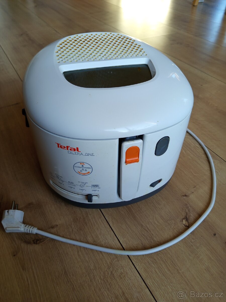 Fritéza TEFAL v bezvadném stavu