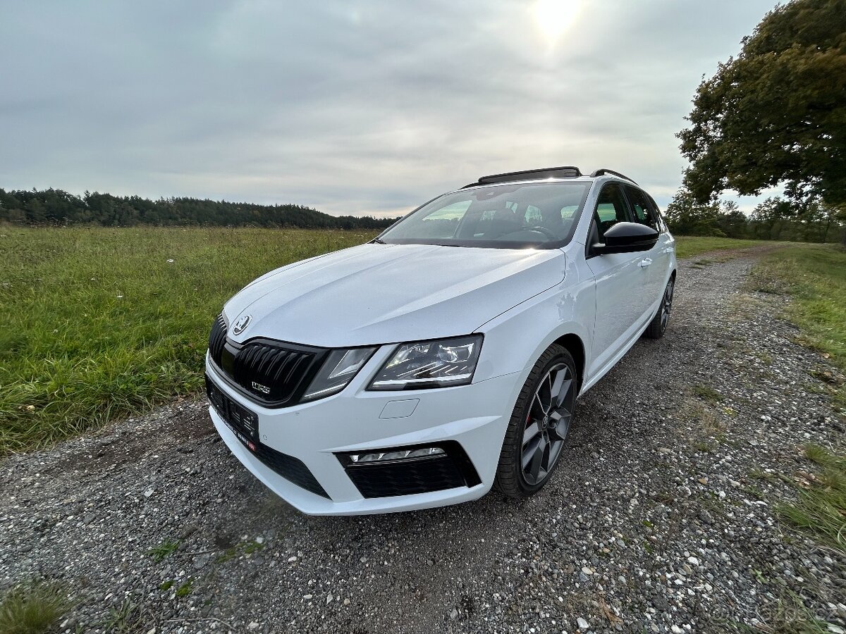 Prodám Škoda Octavia III RS 180 kW Panorama