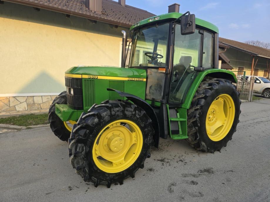 John Deere 6410