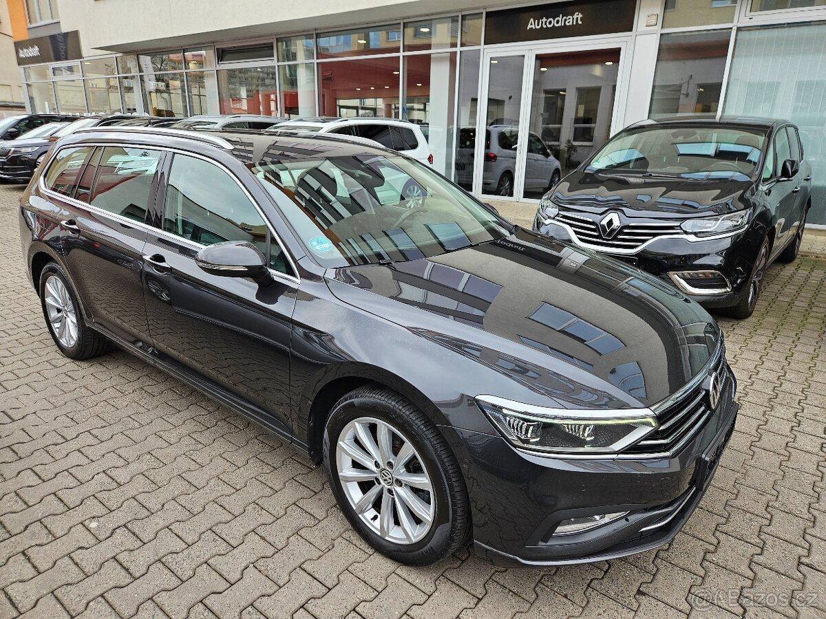 VW Passat B8 2.0TDI 140kW DSG 4x4 Matrix LED Virtual Kamera