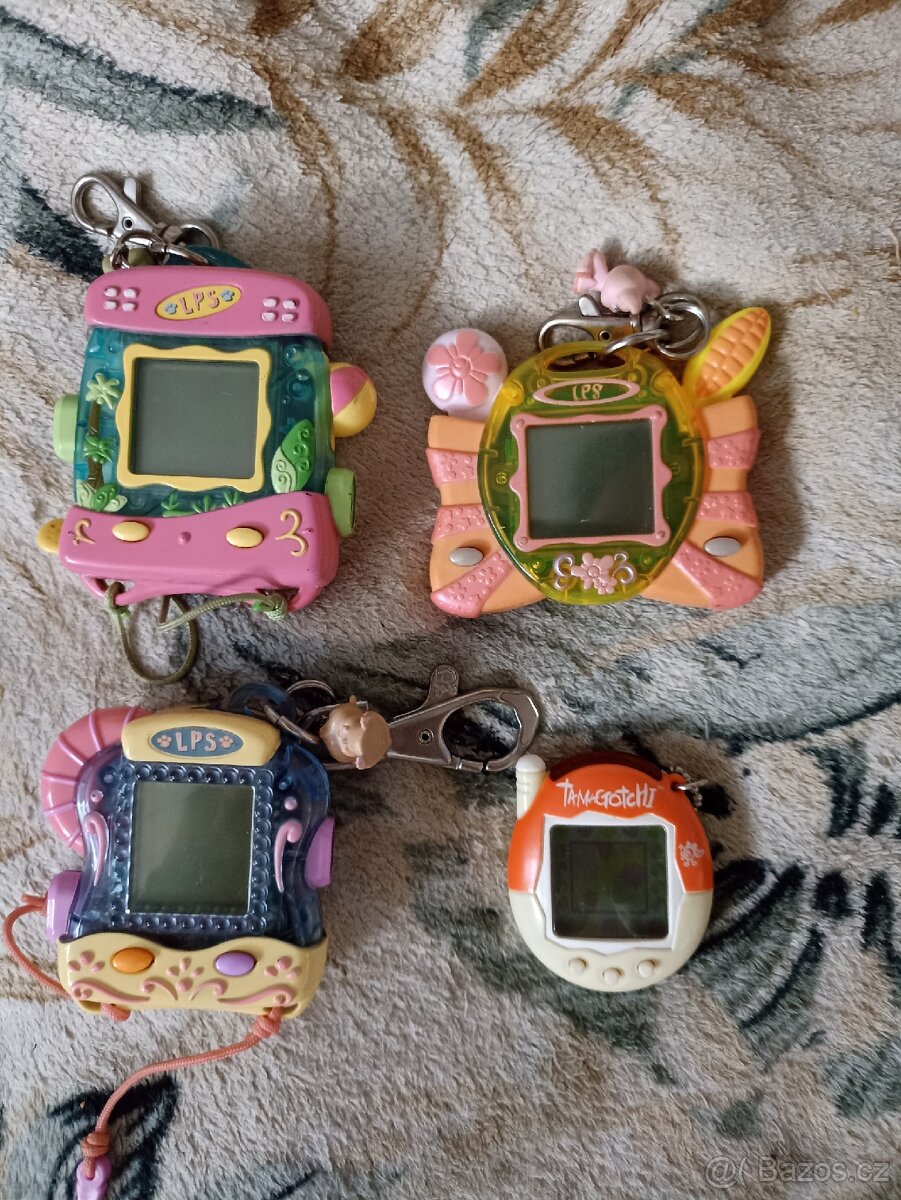 tamagotchi 4x LPS Hasbro Bandai