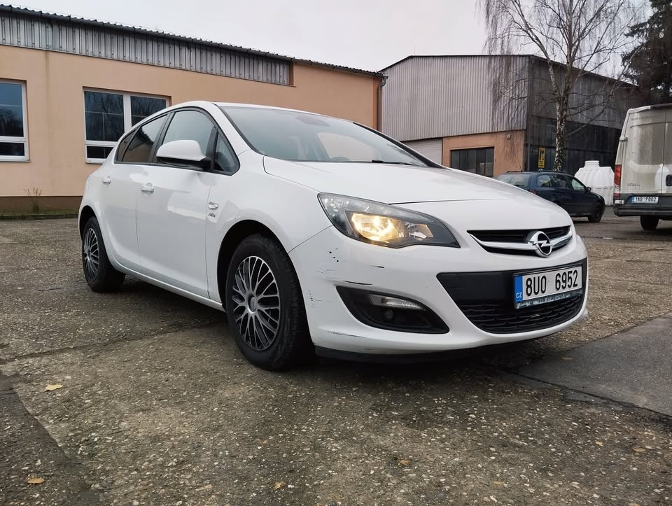 Opel Astra 1.4T 103kW