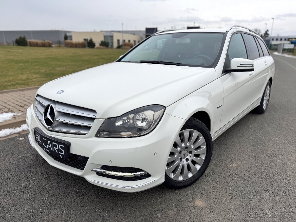 MERCEDES-BENZ C180 CGI //2012 AVANTGARDE 7G NAVI SERVISKA