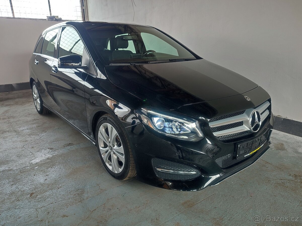 Mercedes Benz B 200d W246/Full LED/polokůže/2.majitel/ 76tkm