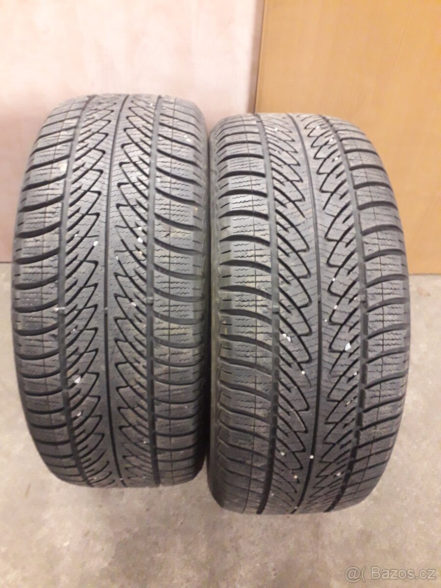 Googyear Ultragrip 8  225/50R17  98H  2ks (ZIMA)