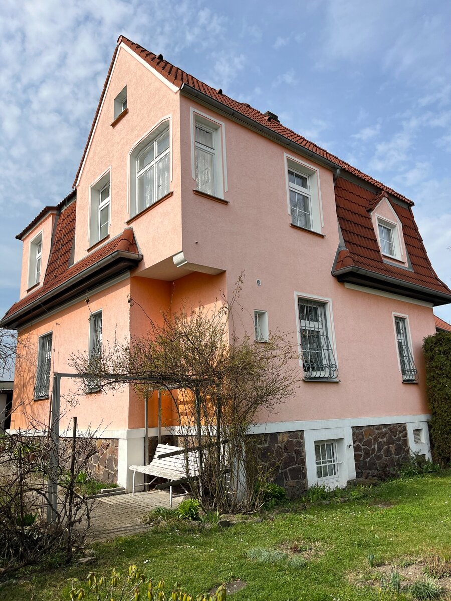 Prodej rodinného domu 143 m², pozemek 433 m²  - Teplice