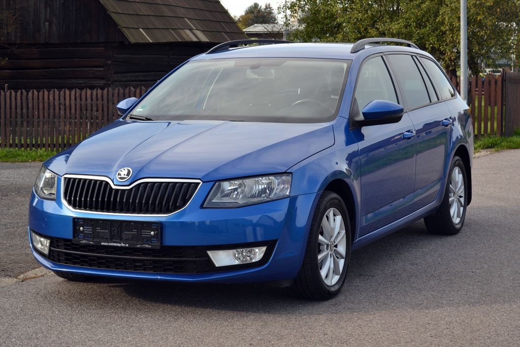 Škoda Octavia 1.4 TSI 110kW Style kombi TOP STAV