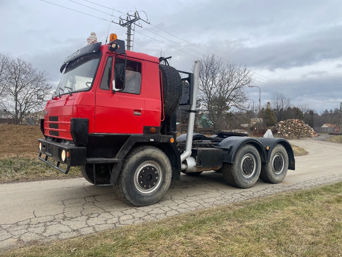 Tatra 815 tahač - traktor