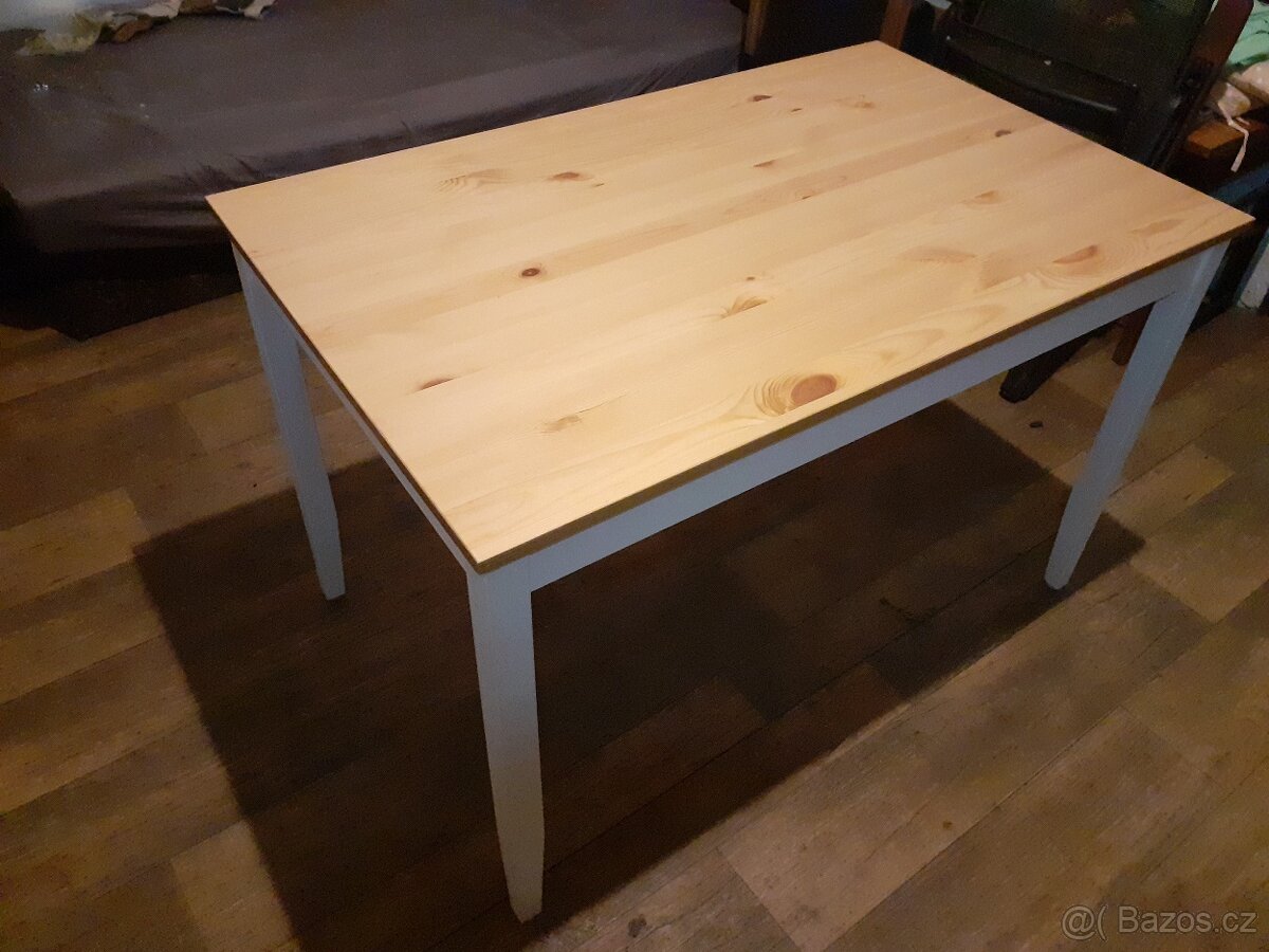 Ikea jídelní stůl Lerhamn 118cm.