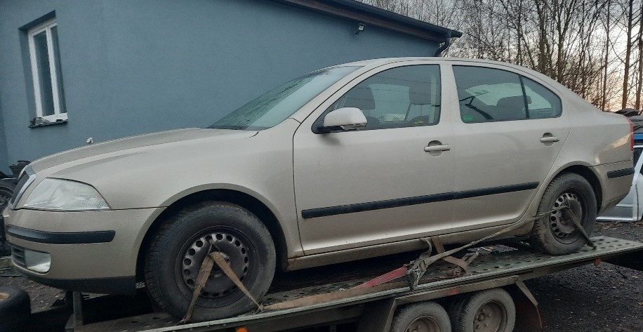 nd ze škoda octavia 2, 1.9.TDI 77kW, barva 9201