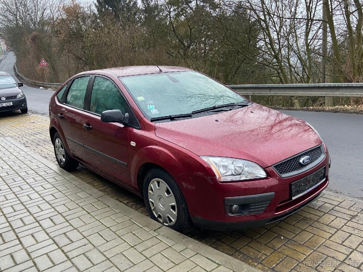 FORD FOCUS 1.6i 74KW  pěkný stav naj. STK 3/ 2026