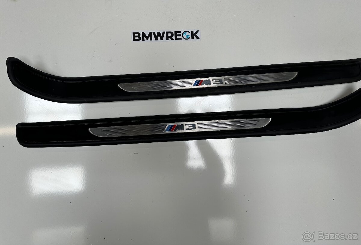 BMW M3 E92 E93 naslapy