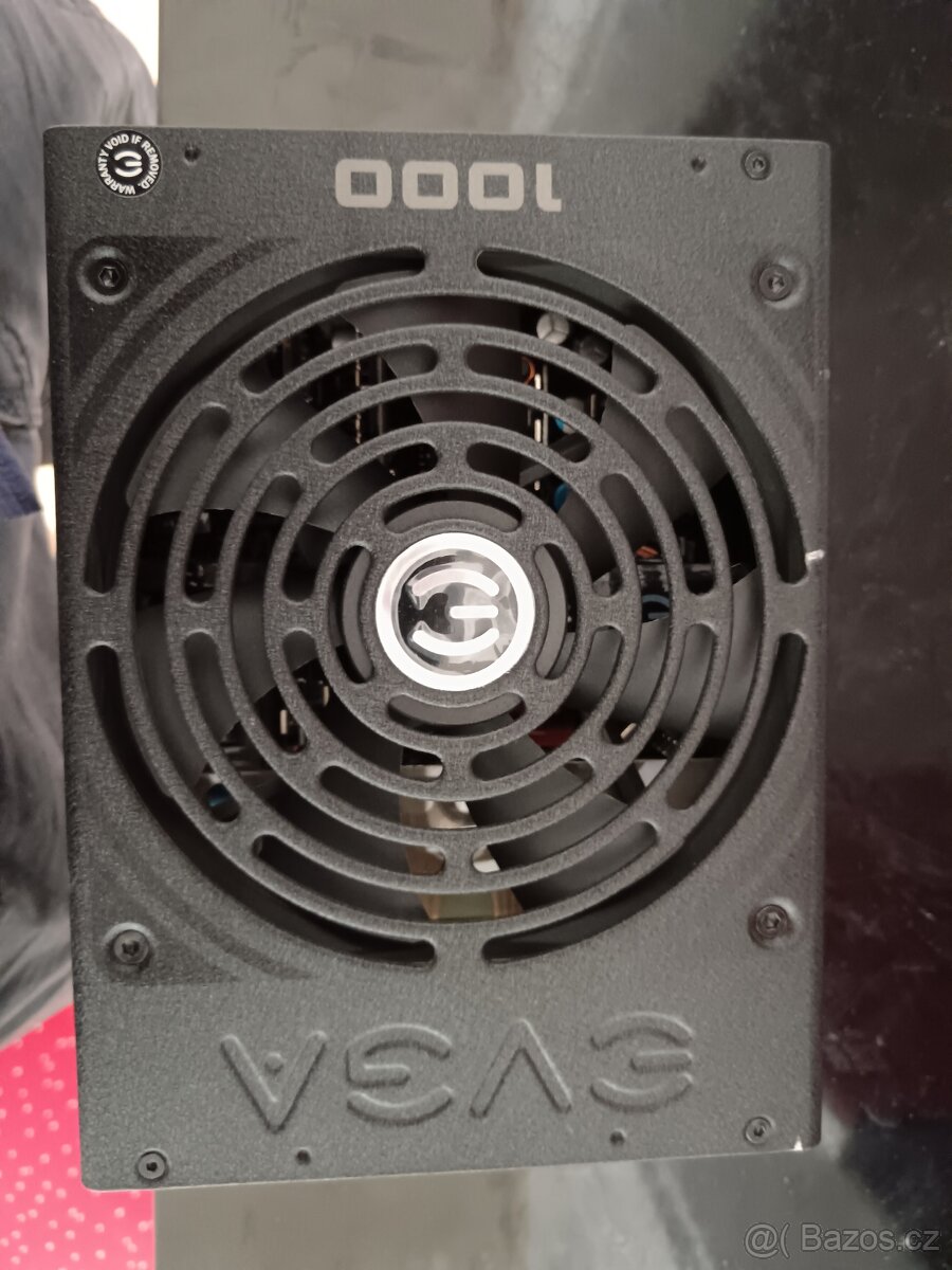 Zdroj EVGA 1000 Supernova G2