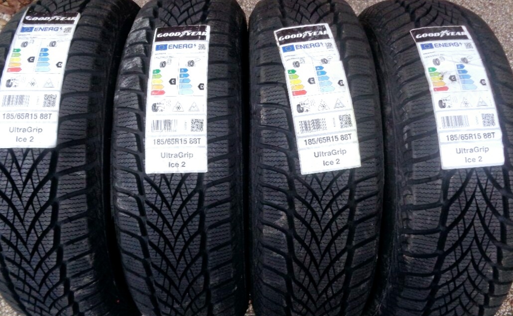 Nové zimní pneumatiky Good Year 185/65 R15