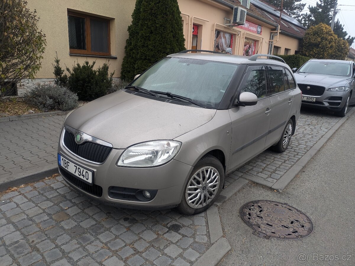 Fabia combi 1,2 HTP 51Kw  - speciální výbava