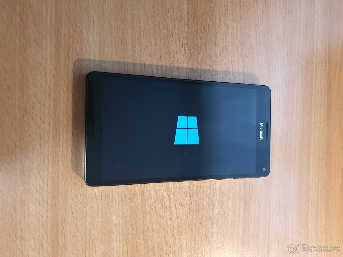 Nokia Lumia 950 XL _ RM 1085