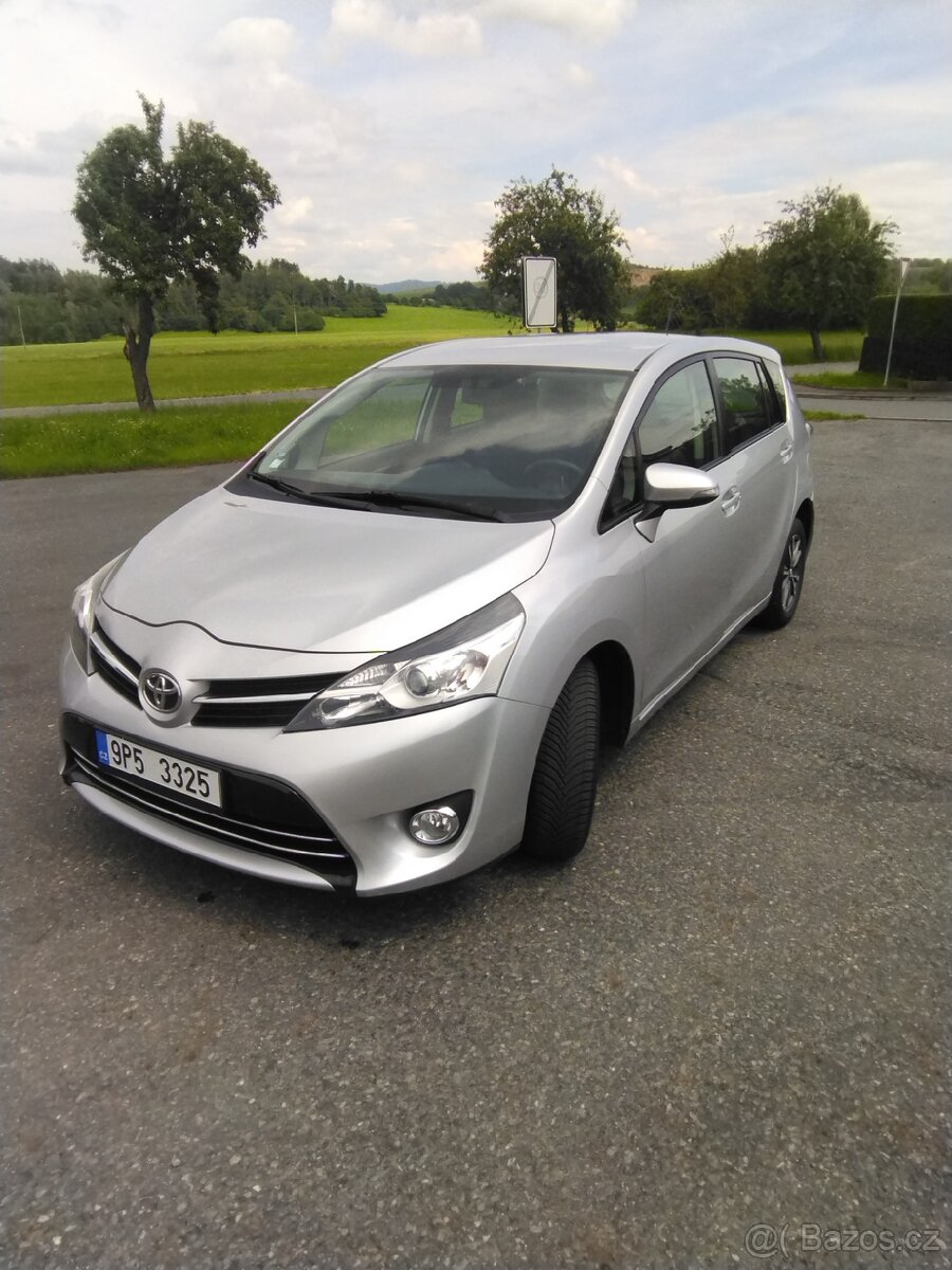 Toyota Verso 2.0 D4D (2013)