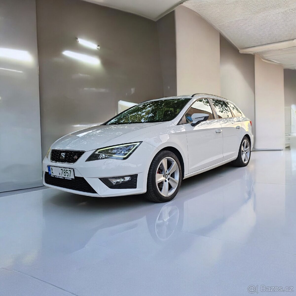 SEAT Leon FR 1.4TSI 90KW 2014 / FullLED / SERVISKA