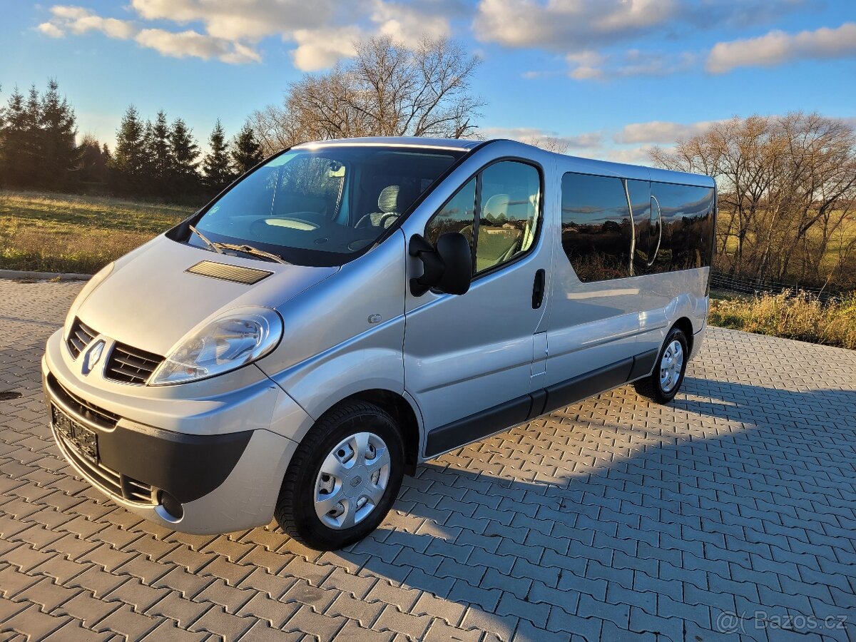 Renault Trafic 2.0 dCi L2H1 8míst Navigace 